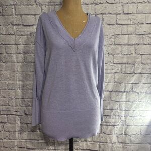White House Black Market Lilac V-Neck Top